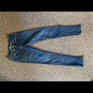 Ankle skinny jeans